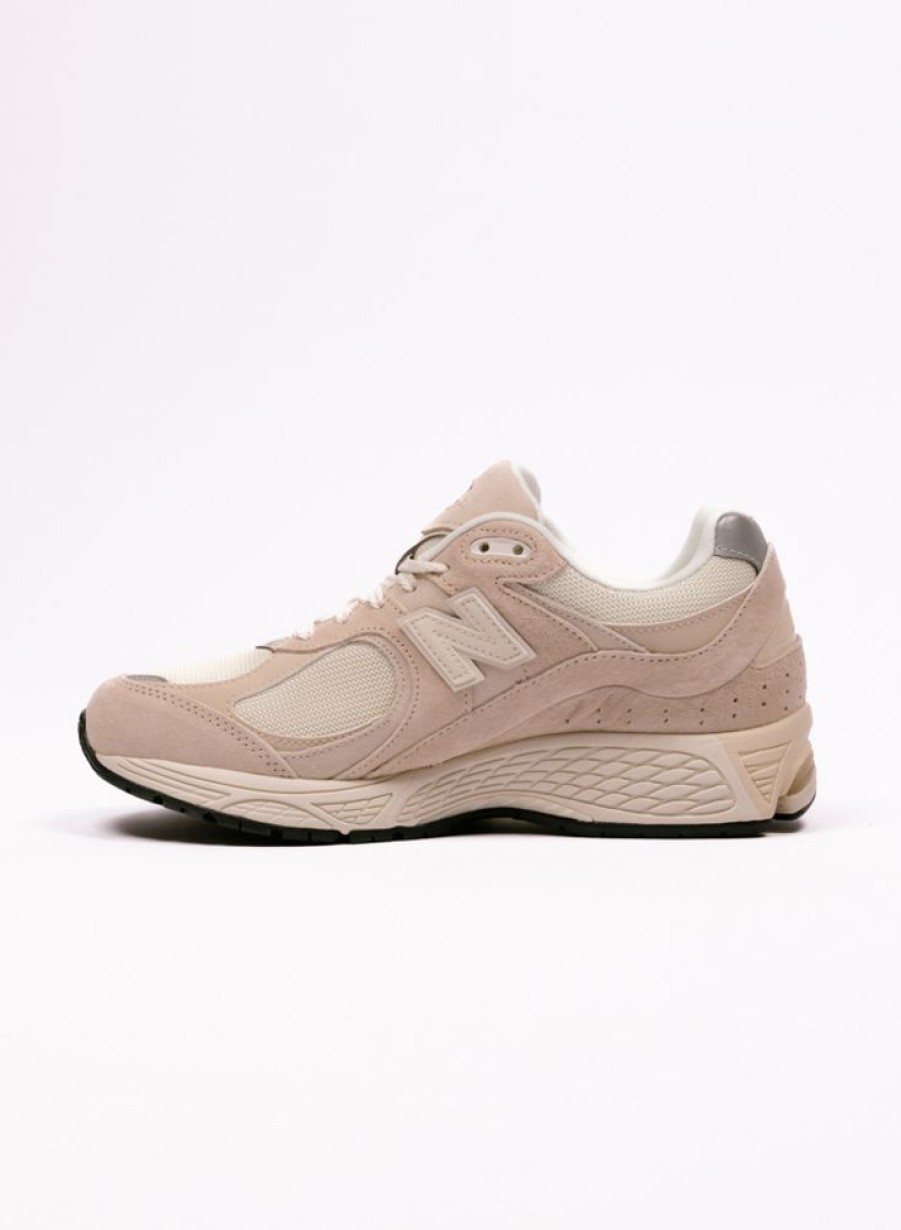 New Balance Sneakers | New Balance M2002Rcc