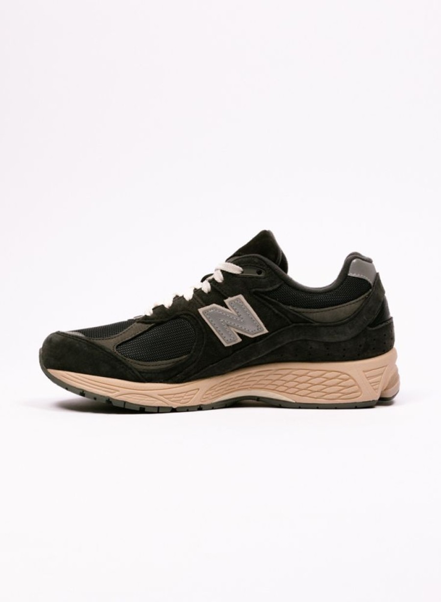 New Balance Sneakers | New Balance M2002Rho